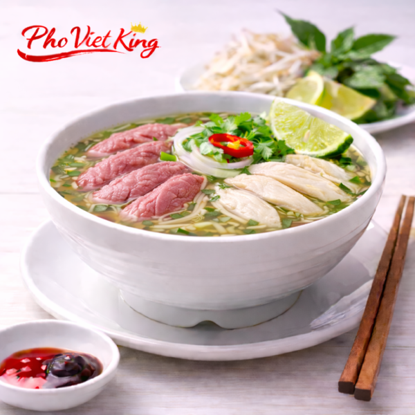 332. Rare Beef and Chicken Rice Noodle Soup